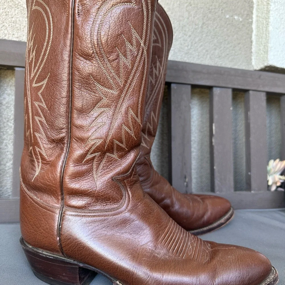 Tony Lama Brown Western Cowboy Boots - Picture 2 of 10